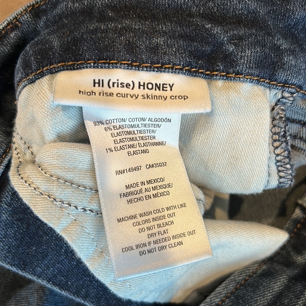 Joe’s Jeans Hi Honey (high rise skinny crop) size 26 - Picture 3 of 4